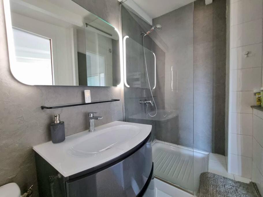 Triplex Les Cordeliers - Climatisation Apartment Aix-en-Provence Ngoại thất bức ảnh